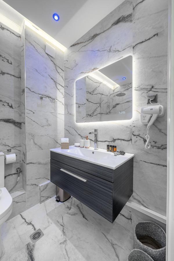 Acropolis Cozy Apartments เอเธนส์ ภายนอก รูปภาพ