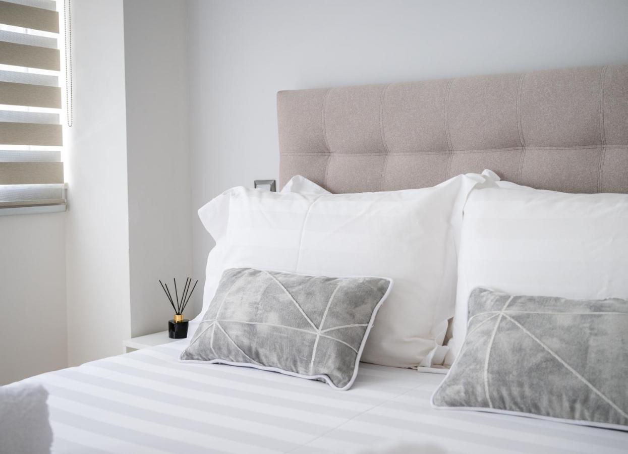 Acropolis Cozy Apartments เอเธนส์ ภายนอก รูปภาพ