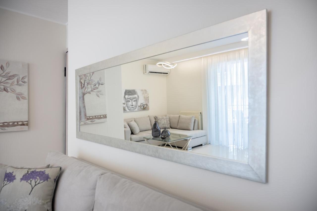 Acropolis Cozy Apartments เอเธนส์ ภายนอก รูปภาพ