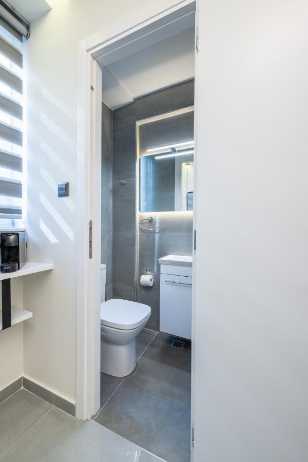 Acropolis Cozy Apartments เอเธนส์ ภายนอก รูปภาพ