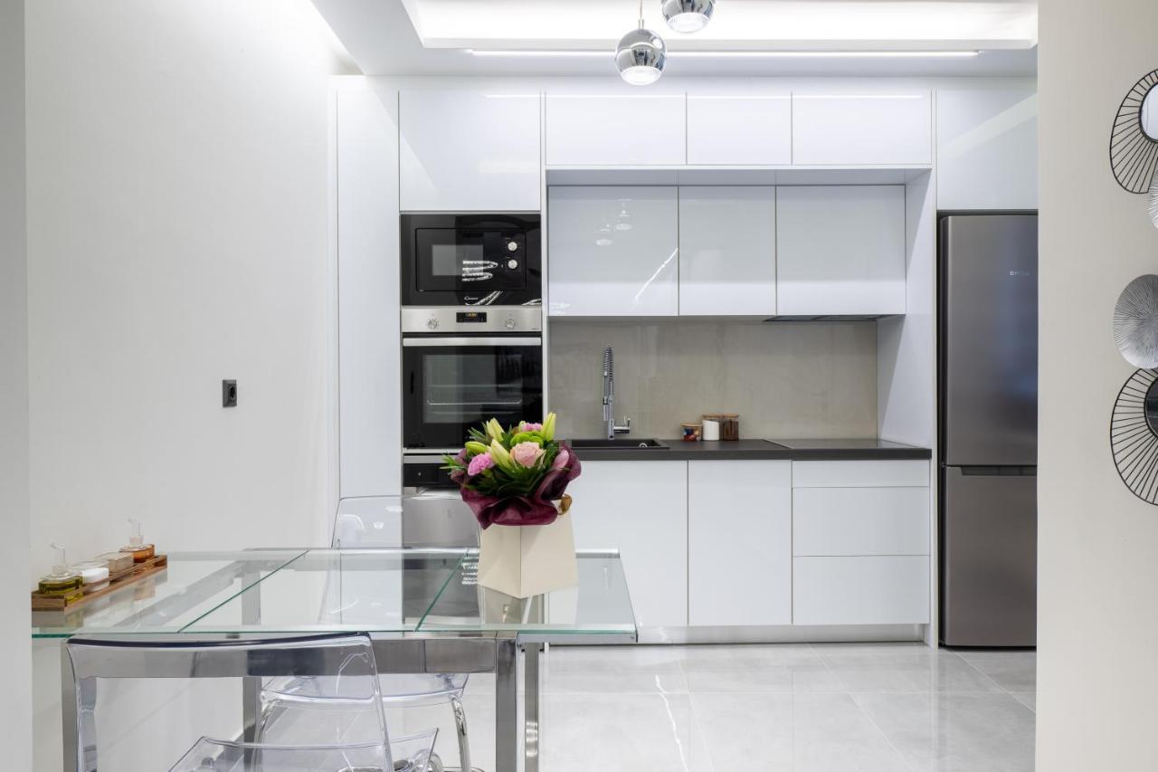 Acropolis Cozy Apartments เอเธนส์ ภายนอก รูปภาพ