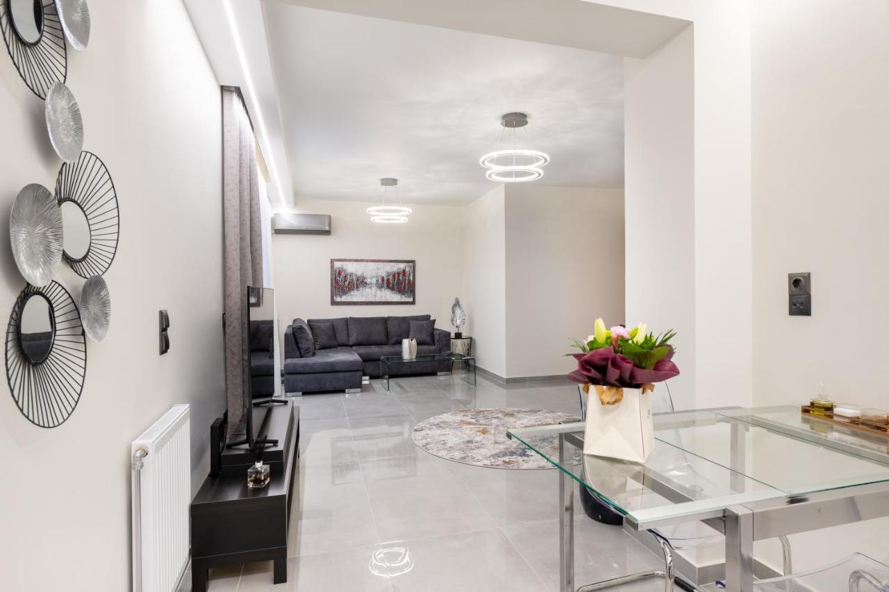 Acropolis Cozy Apartments เอเธนส์ ภายนอก รูปภาพ